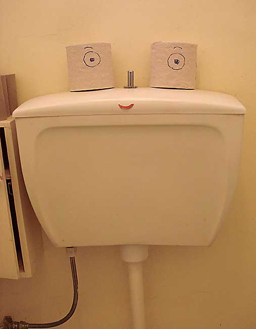 happytoilet happytoilet